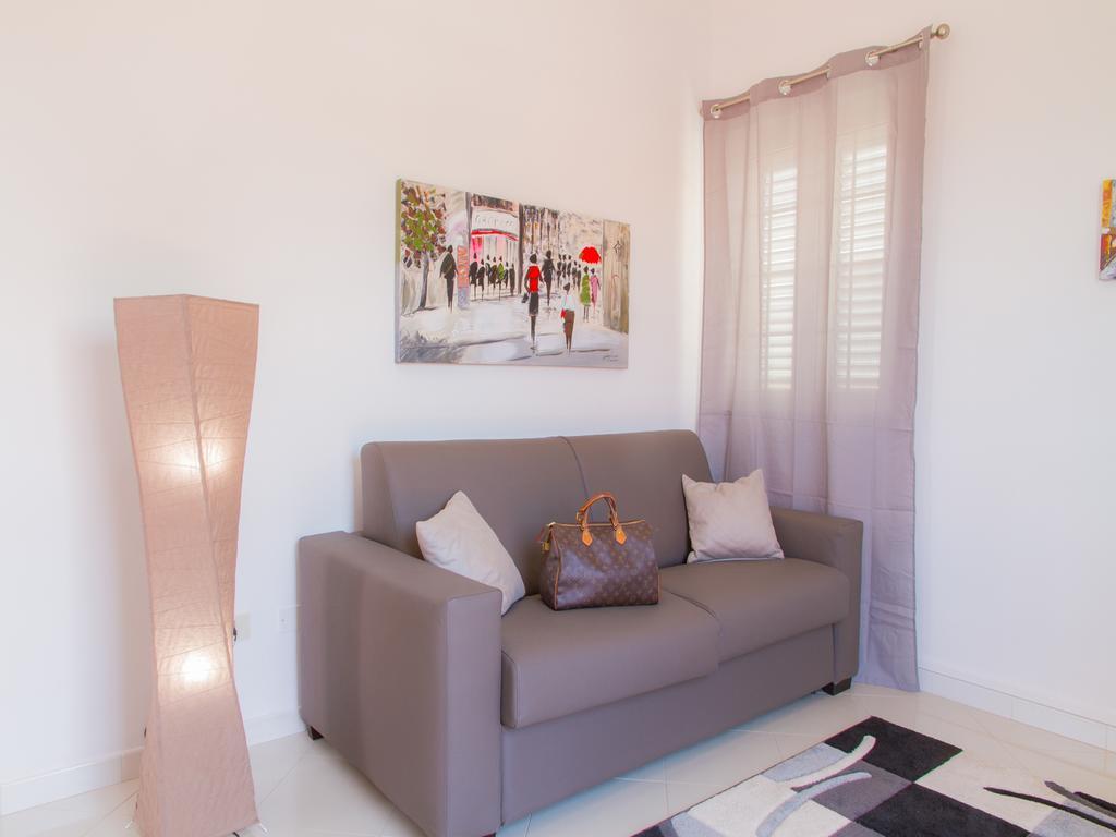 Gelso Bianco Apartments Campofelice Di Roccella Bagian luar foto