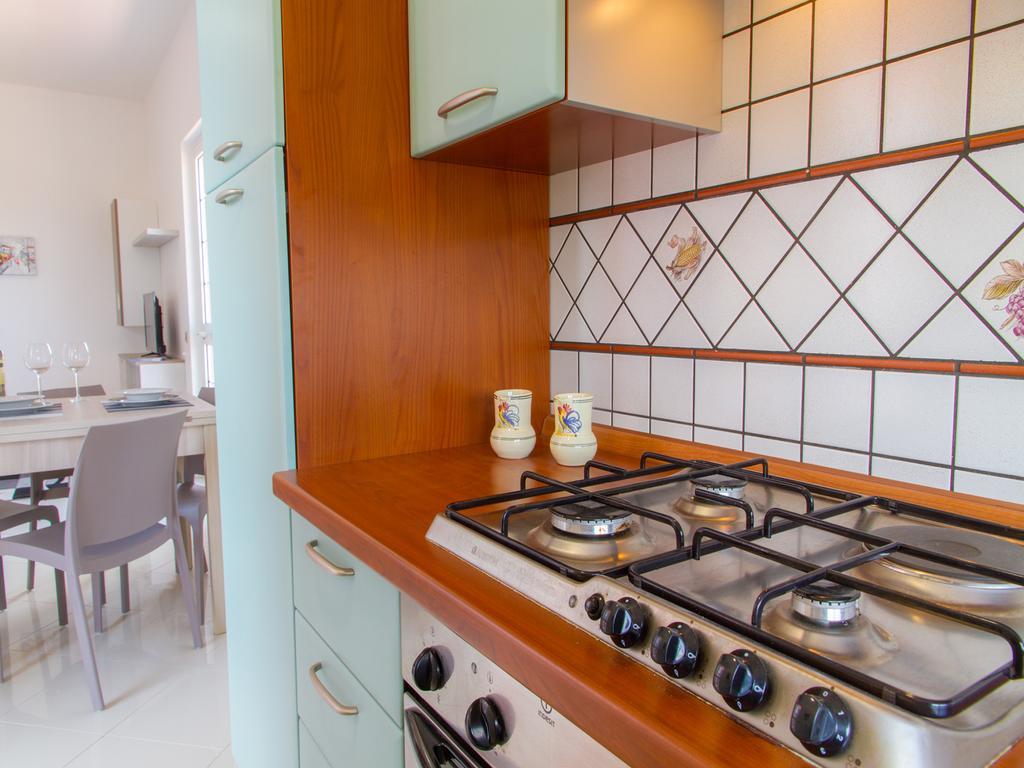 Gelso Bianco Apartments Campofelice Di Roccella Bagian luar foto